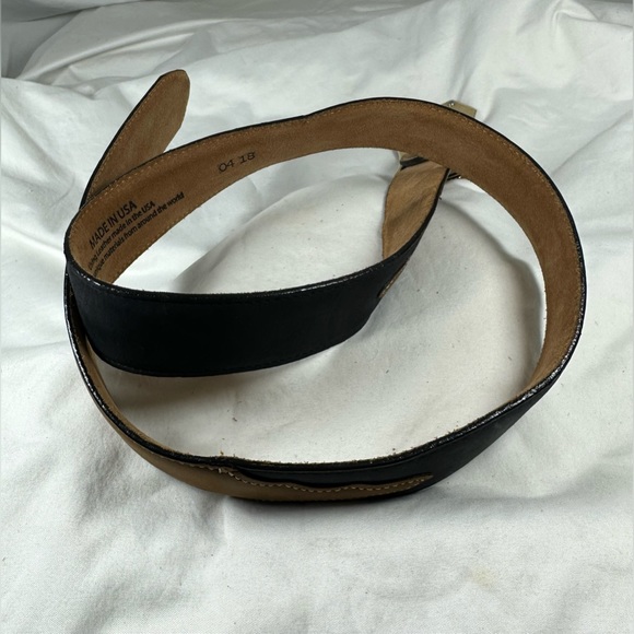 Vintage Eisenhower one dollar double coin buckle Justin black tan leather belt - Picture 4 of 10